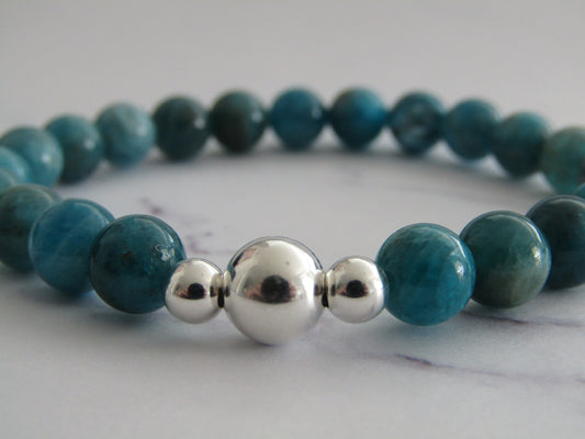 Grade A Apatite bracelet with 925 sterling silver beads - 8mm